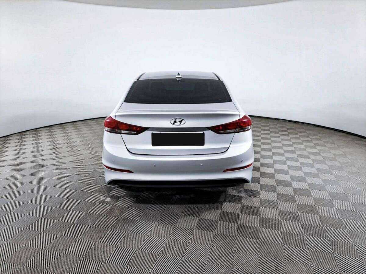 Hyundai Elantra б/у, 2017, Механическая. Фото: #5
