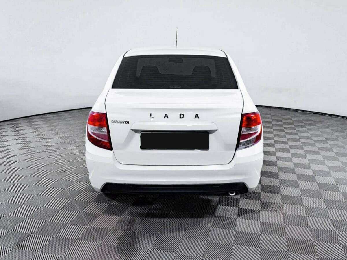 Лада (ВАЗ) Гранта б/у, 2018, Механическая. Фото: #5