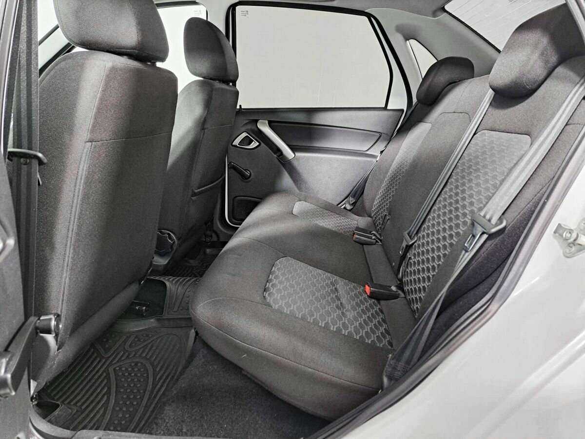 Лада (ВАЗ) Гранта б/у, 2020, Механическая. Фото: #11