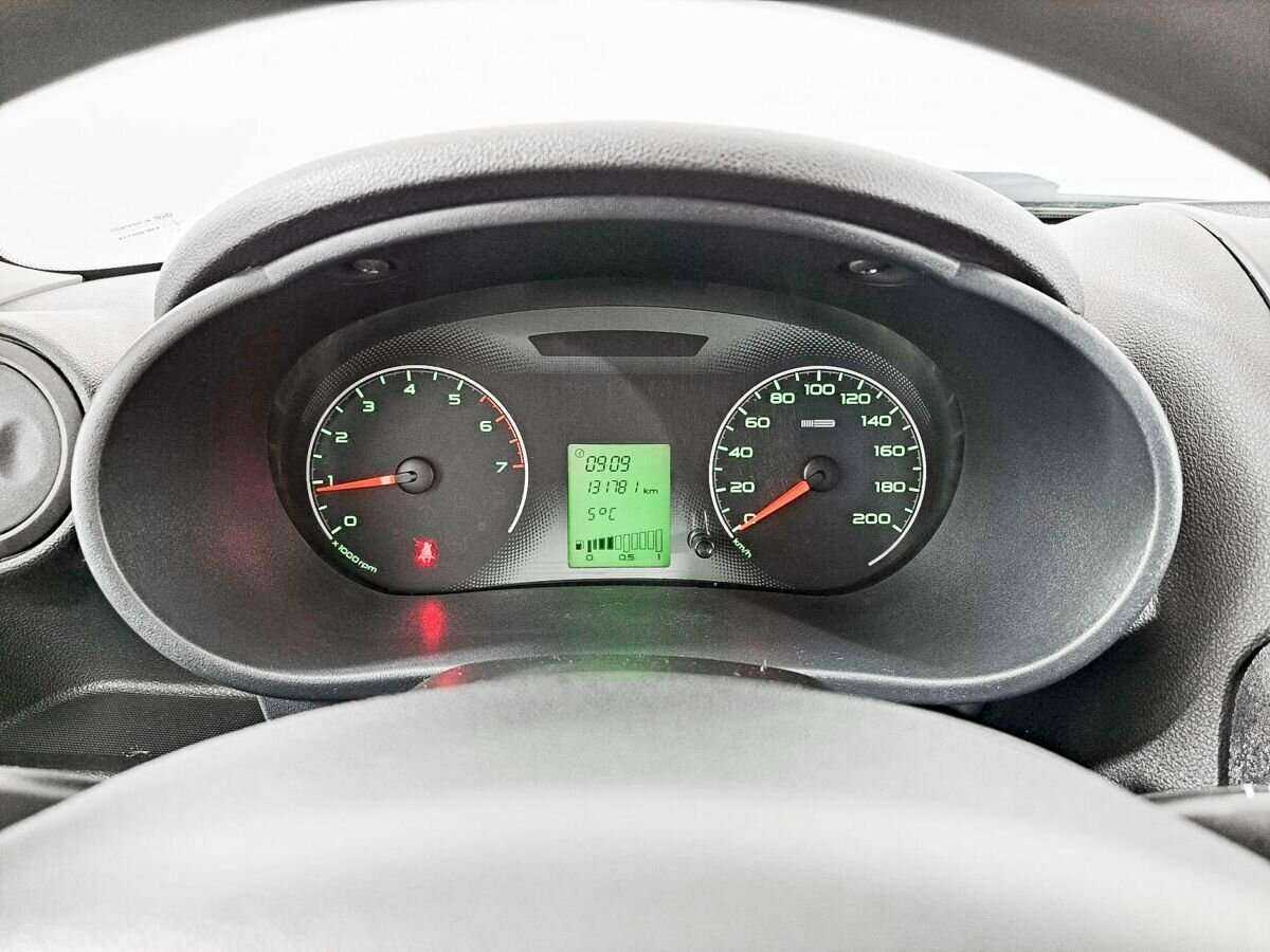 Лада (ВАЗ) Гранта б/у, 2016, Механическая. Фото: #10