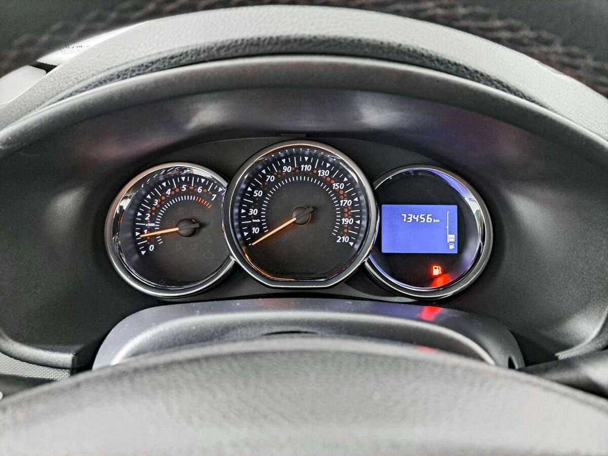 Рено Сандеро б/у, 2017, Механическая. Фото: #10