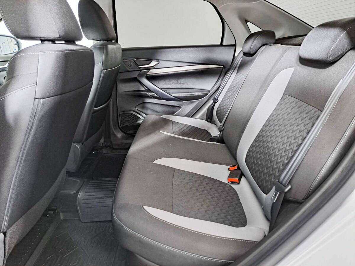 Лада (ВАЗ) Веста б/у, 2023, Механическая. Фото: #11