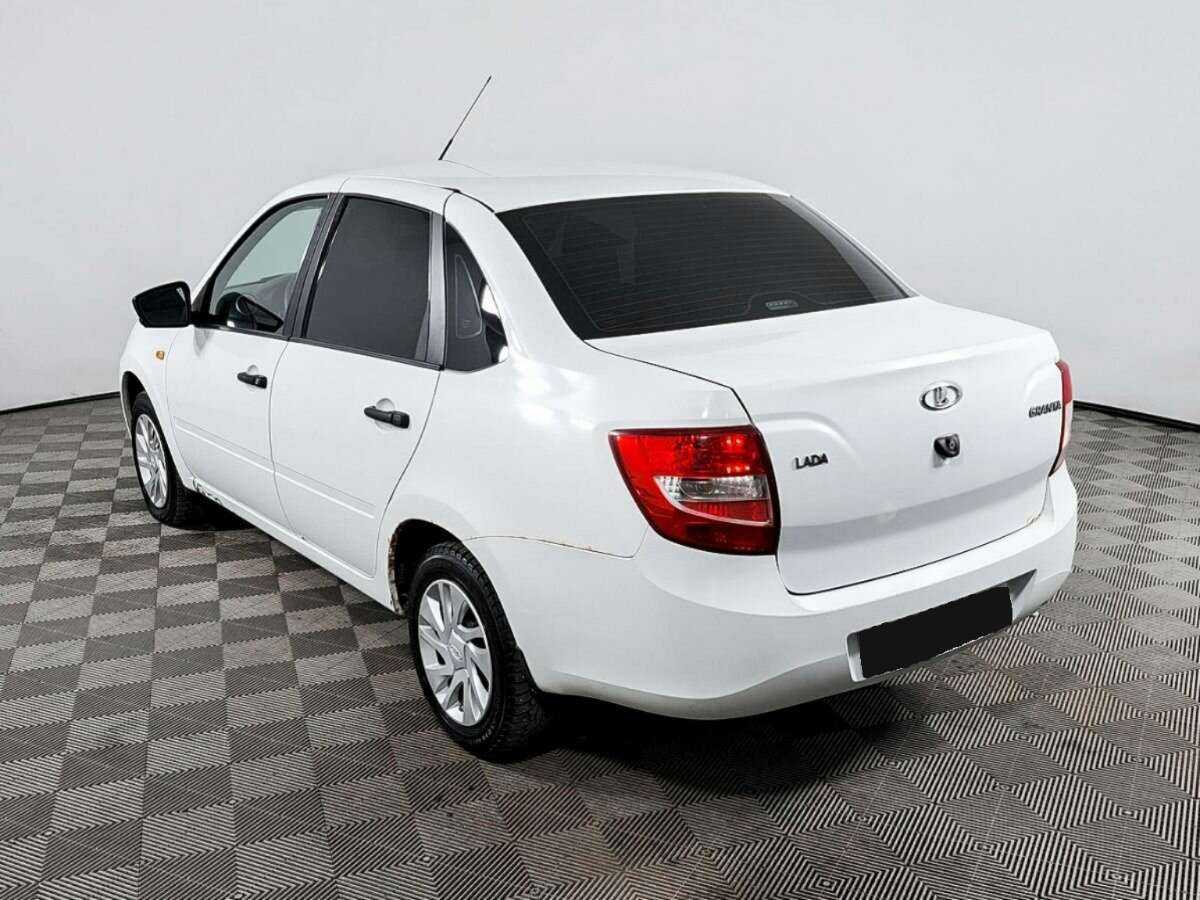 Лада (ВАЗ) Гранта б/у, 2016, Механическая. Фото: #6