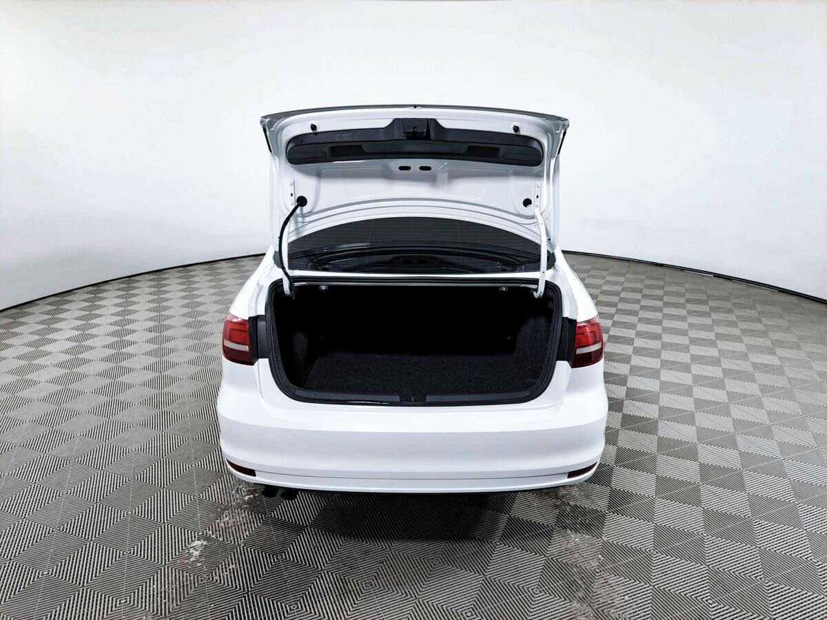 Volkswagen Jetta б/у, 2016, Роботизированная. Фото: #9