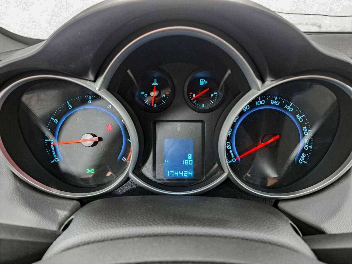 Шевроле Круз б/у, 2013, Механическая. Фото: #12