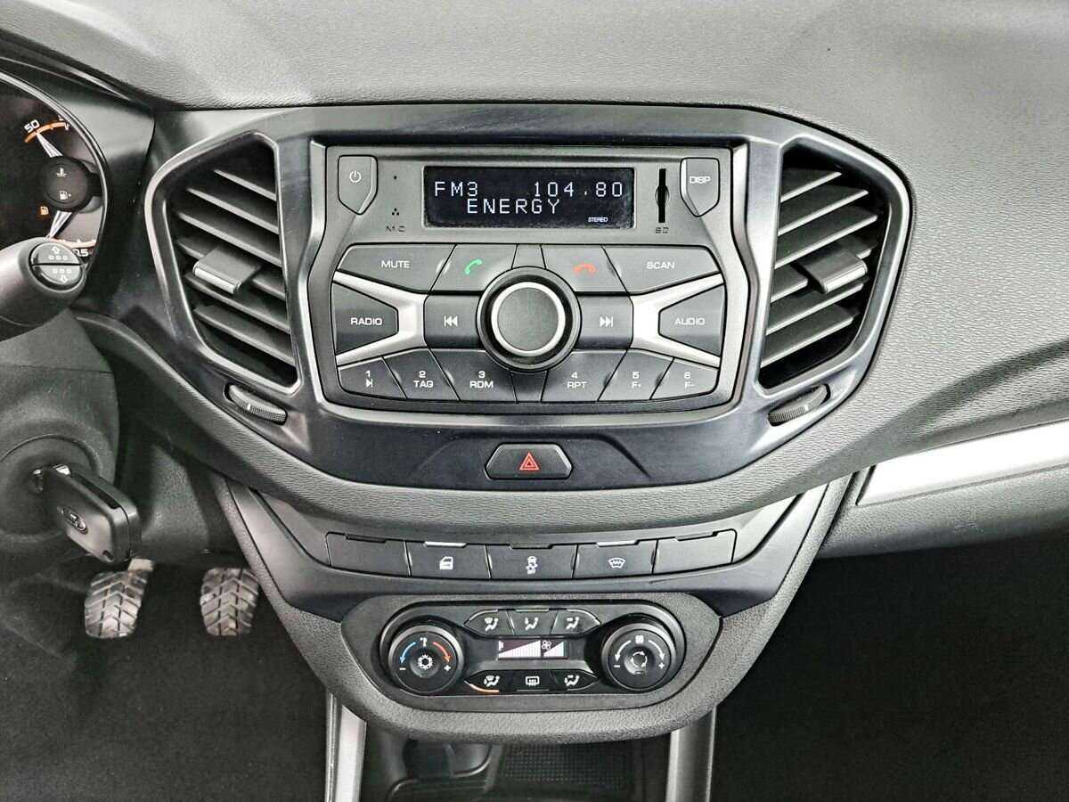 Лада (ВАЗ) Веста б/у, 2020, Механическая. Фото: #12