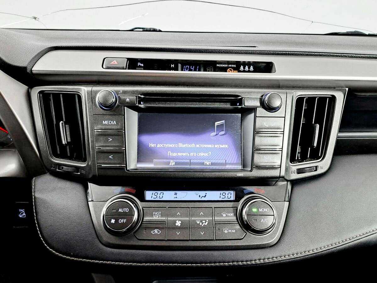 Тойота Рав4 б/у, 2015, Автоматическая. Фото: #10