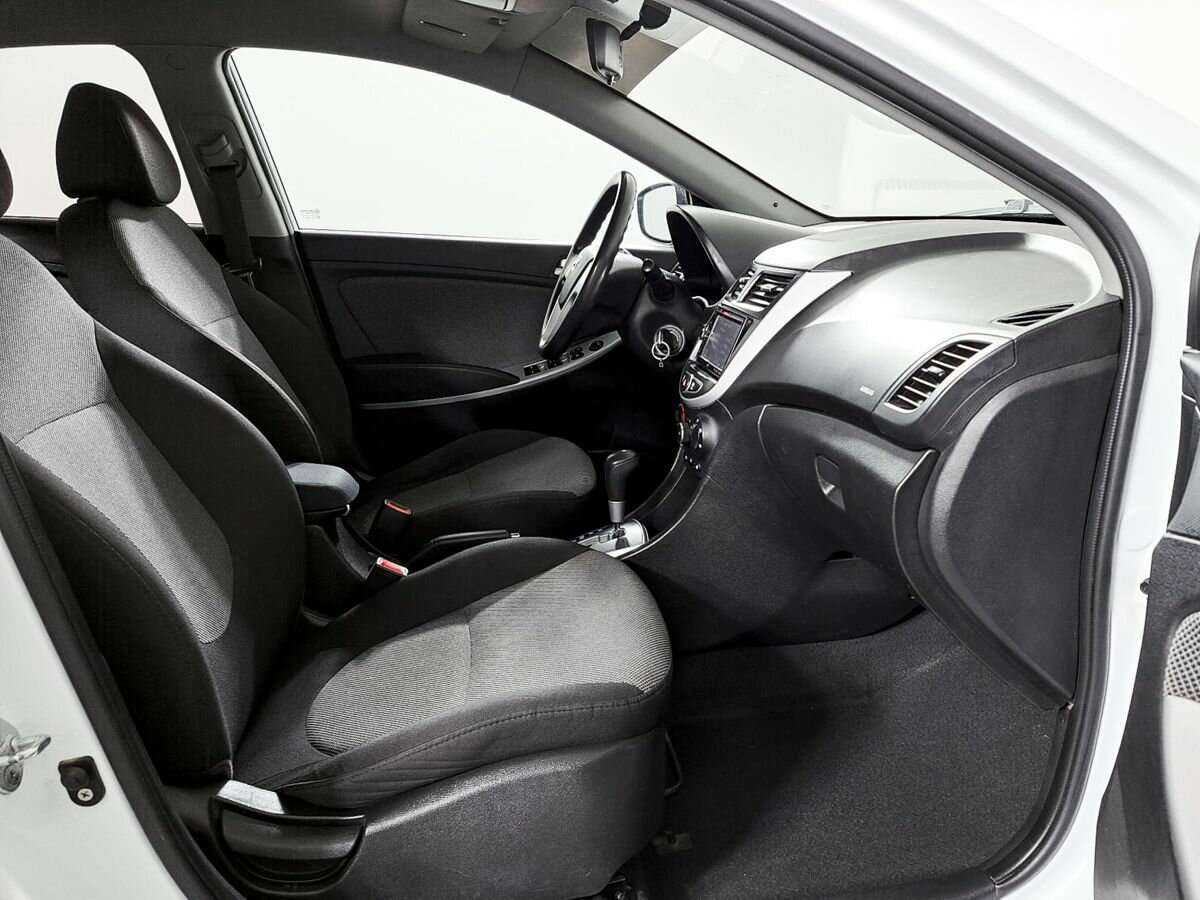 Хендай Солярис б/у, 2013, Автоматическая. Фото: #8