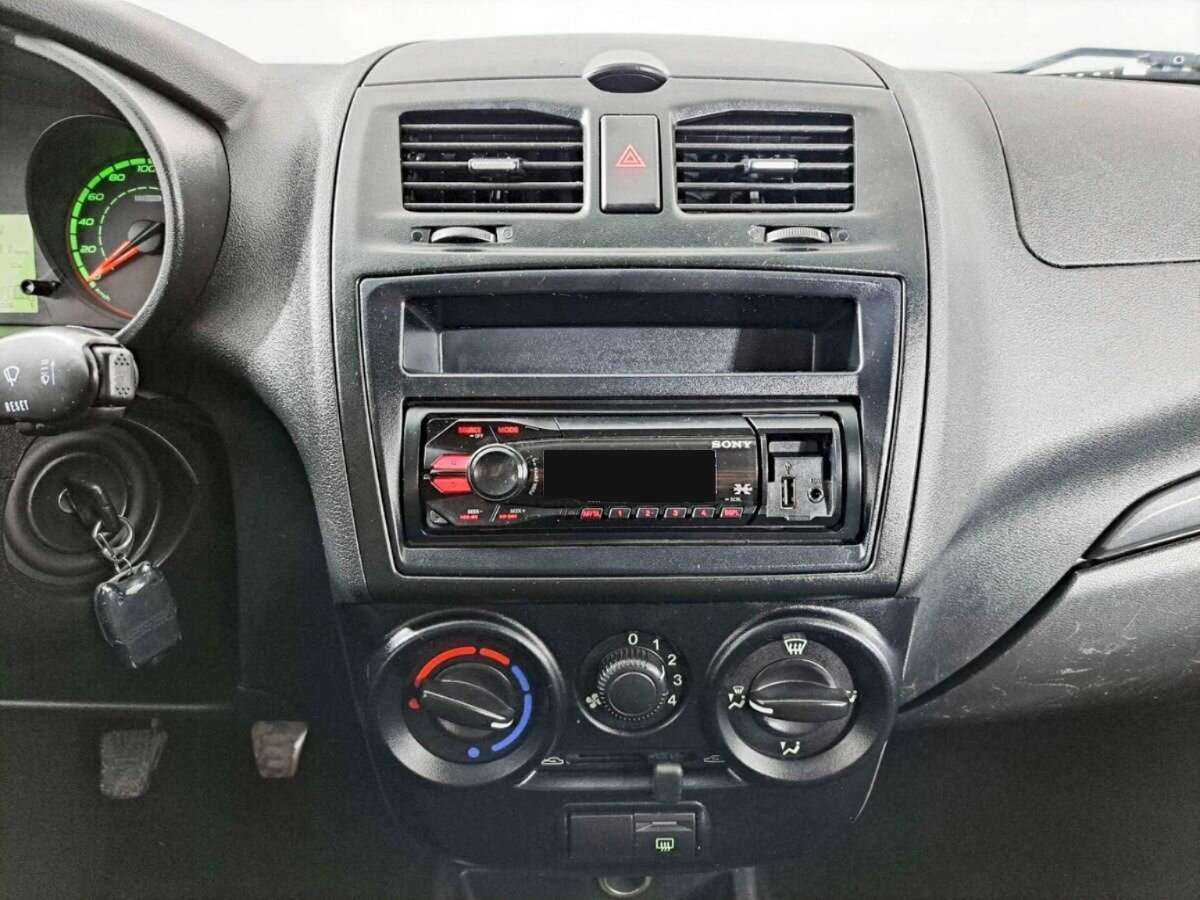 Лада (ВАЗ) Калина б/у, 2015, Механическая. Фото: #12