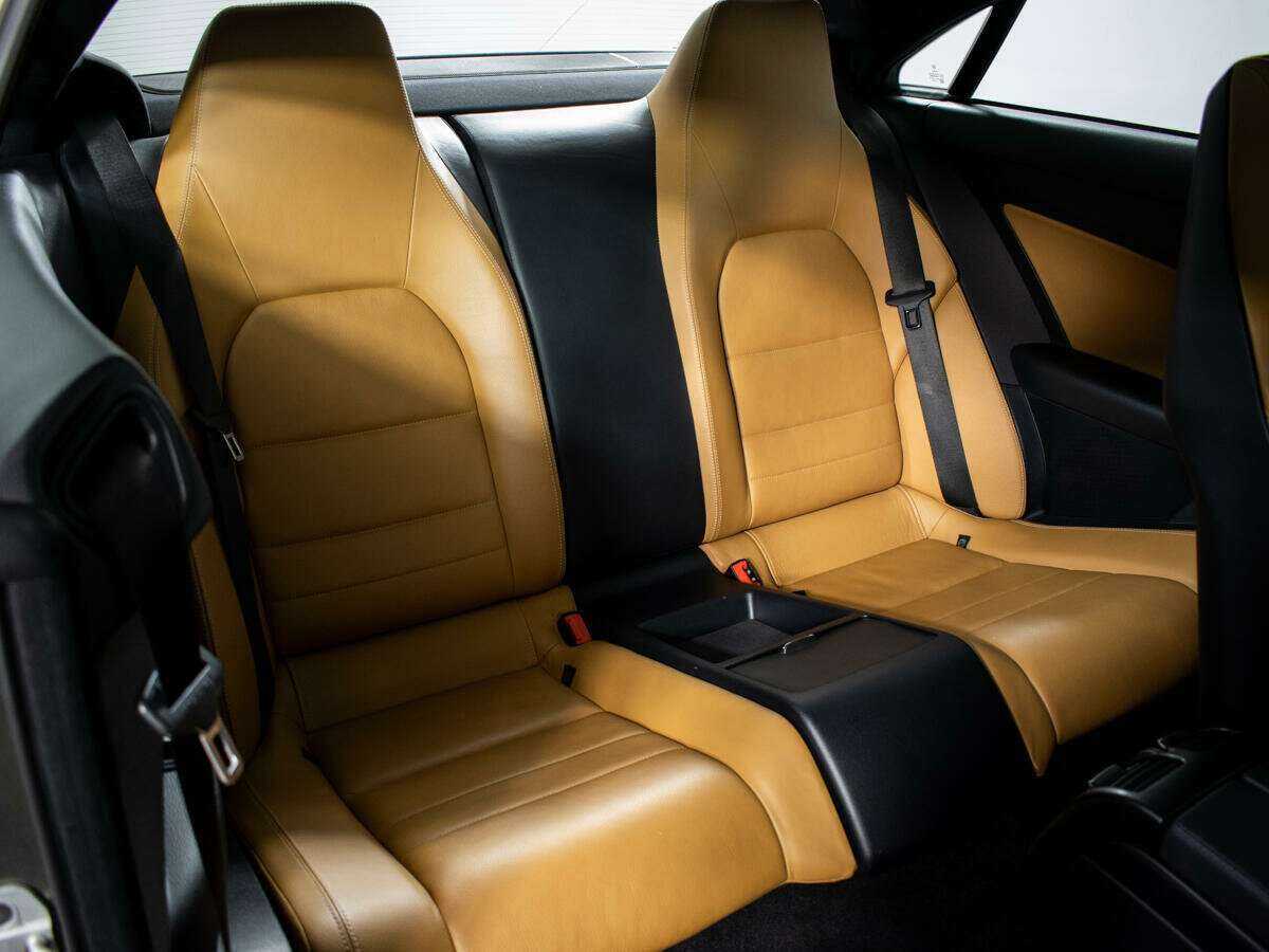 Мерседес-Бенц Е-Класс б/у, 2012, Автоматическая. Фото: #9