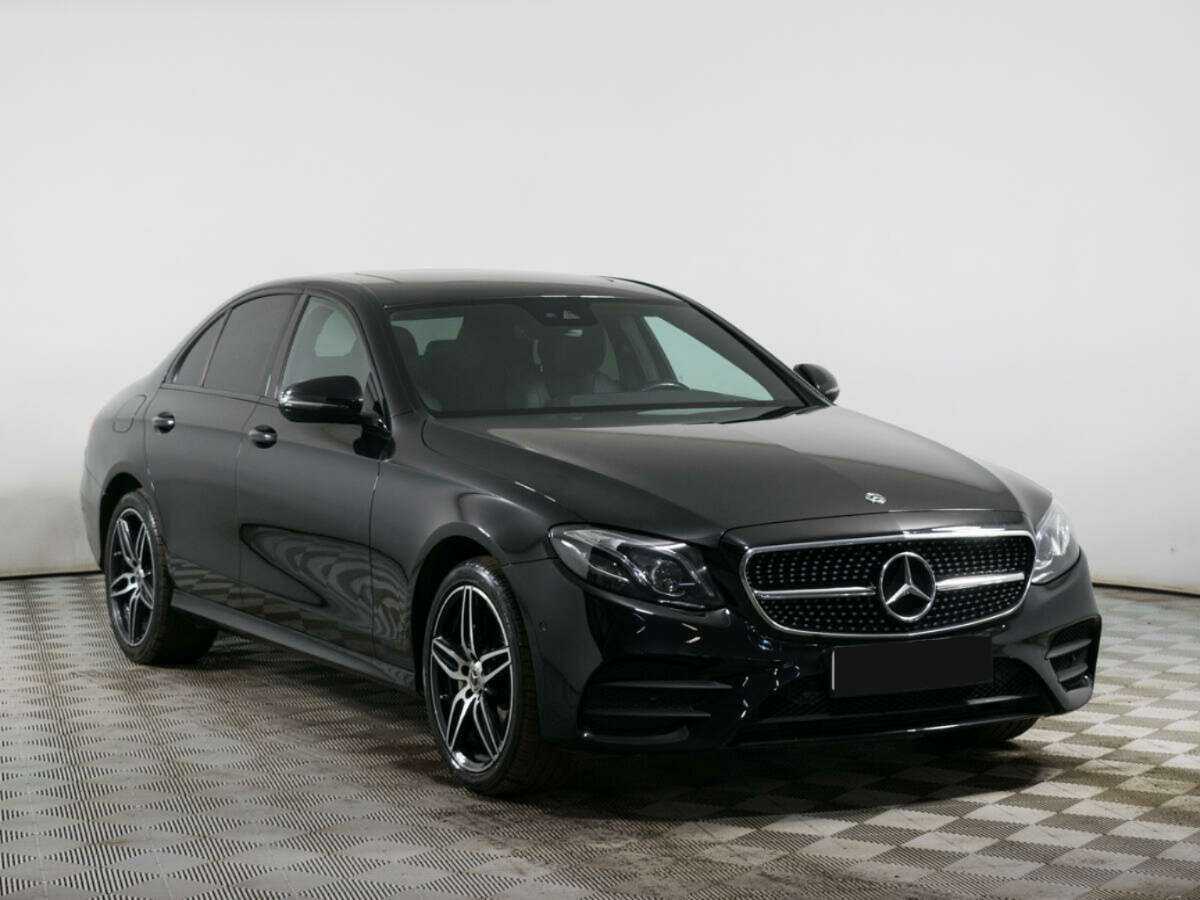 Мерседес-Бенц Е-Класс б/у, 2017, Автоматическая. Фото: #2