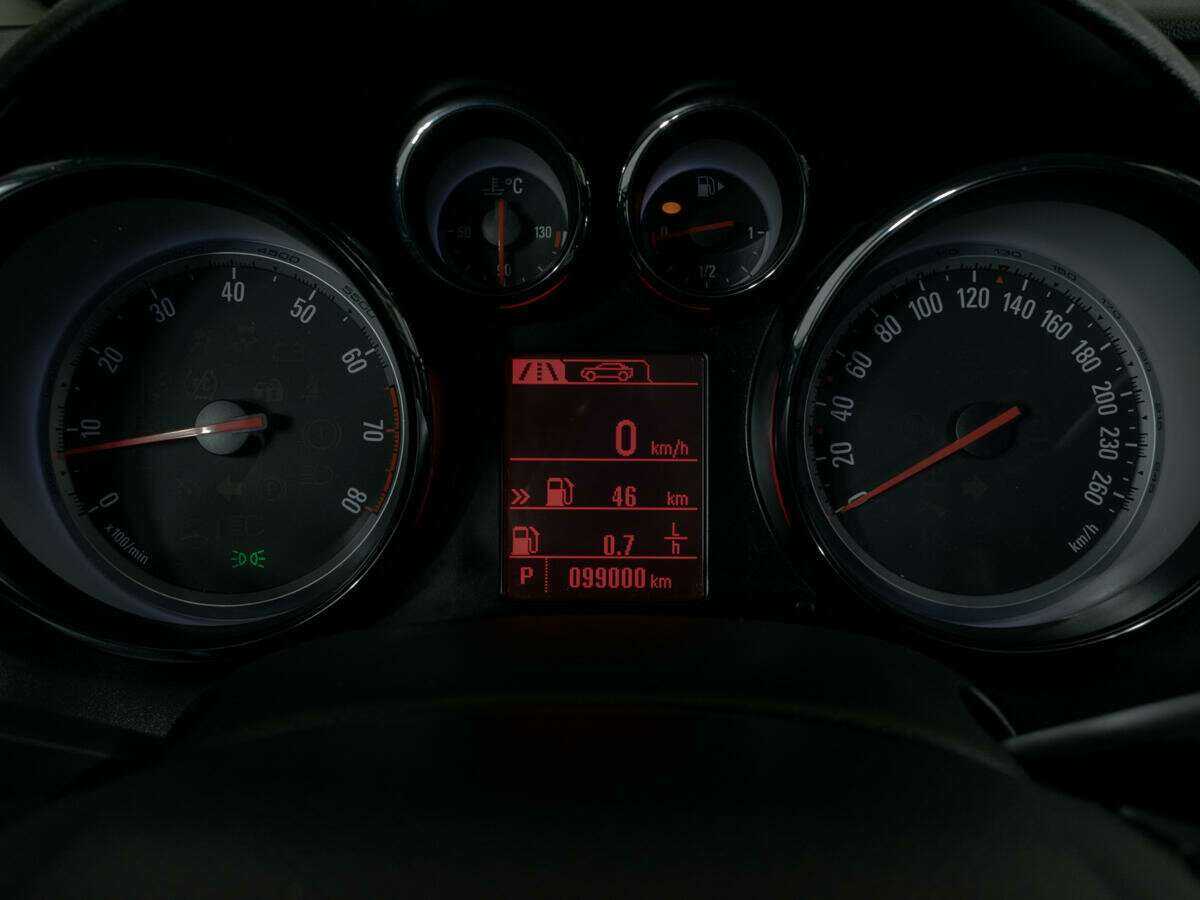 Опель Астра б/у, 2013, Автоматическая. Фото: #12