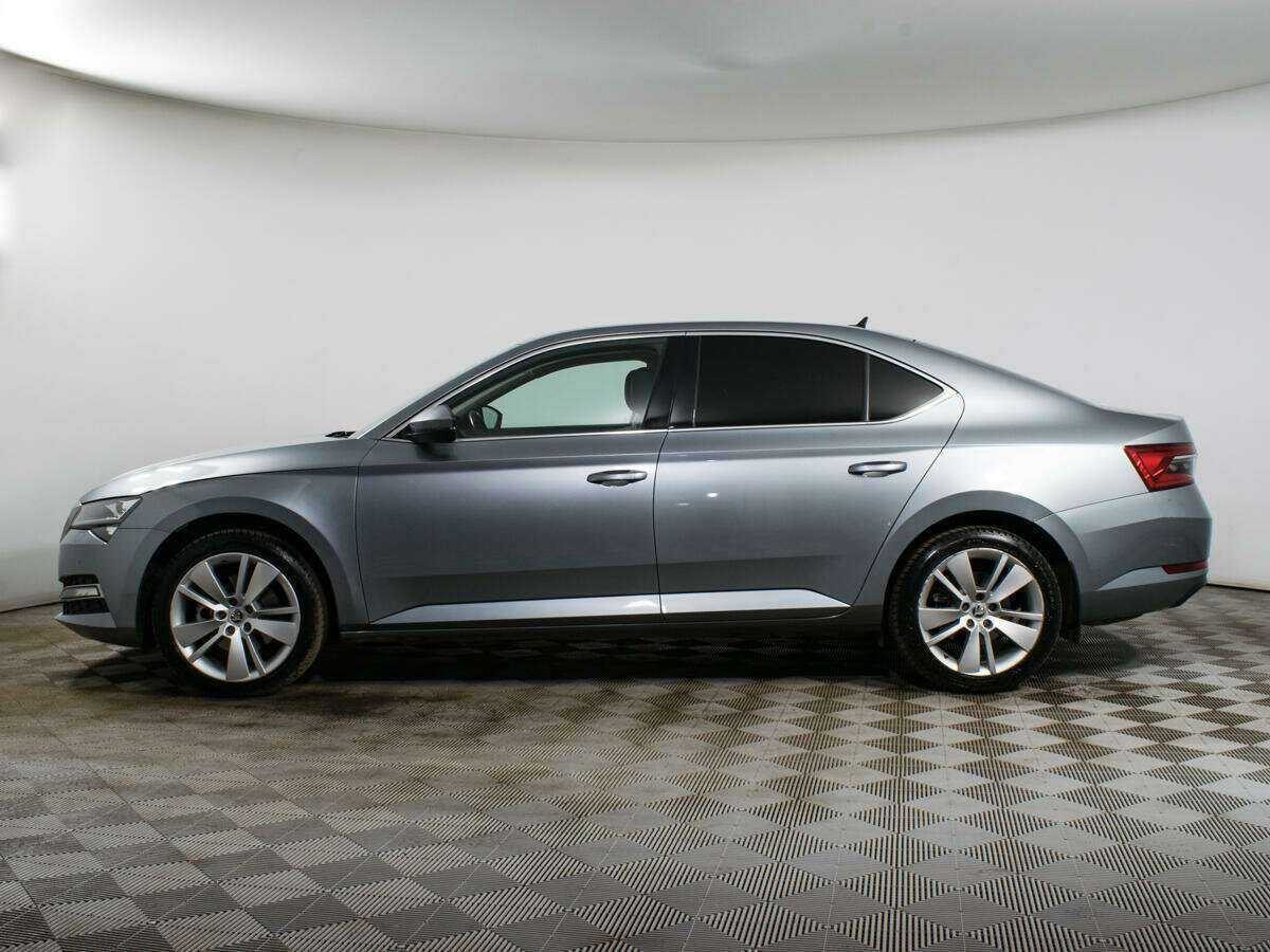 Skoda Superb б/у, 2019, Роботизированная. Фото: #6