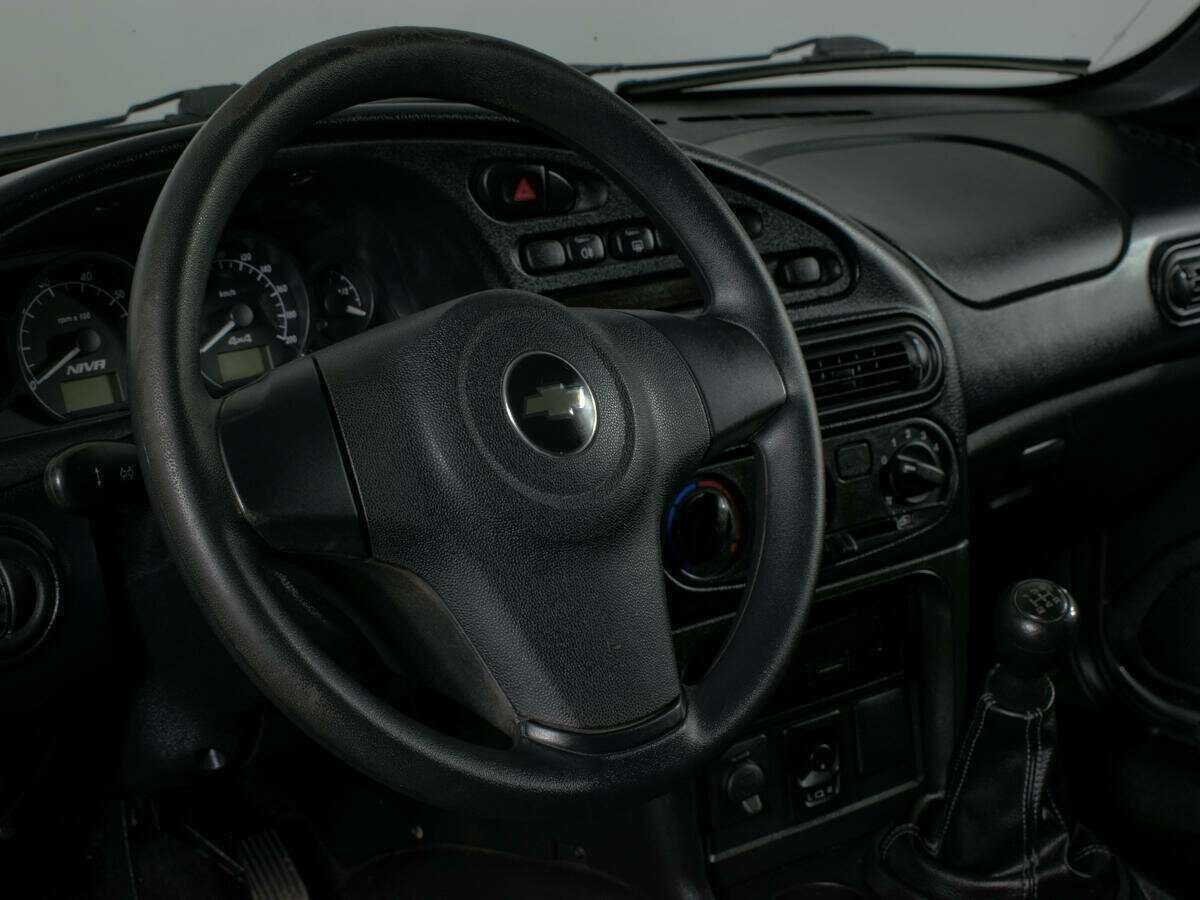 Chevrolet Niva б/у, 2018, Механическая. Фото: #11