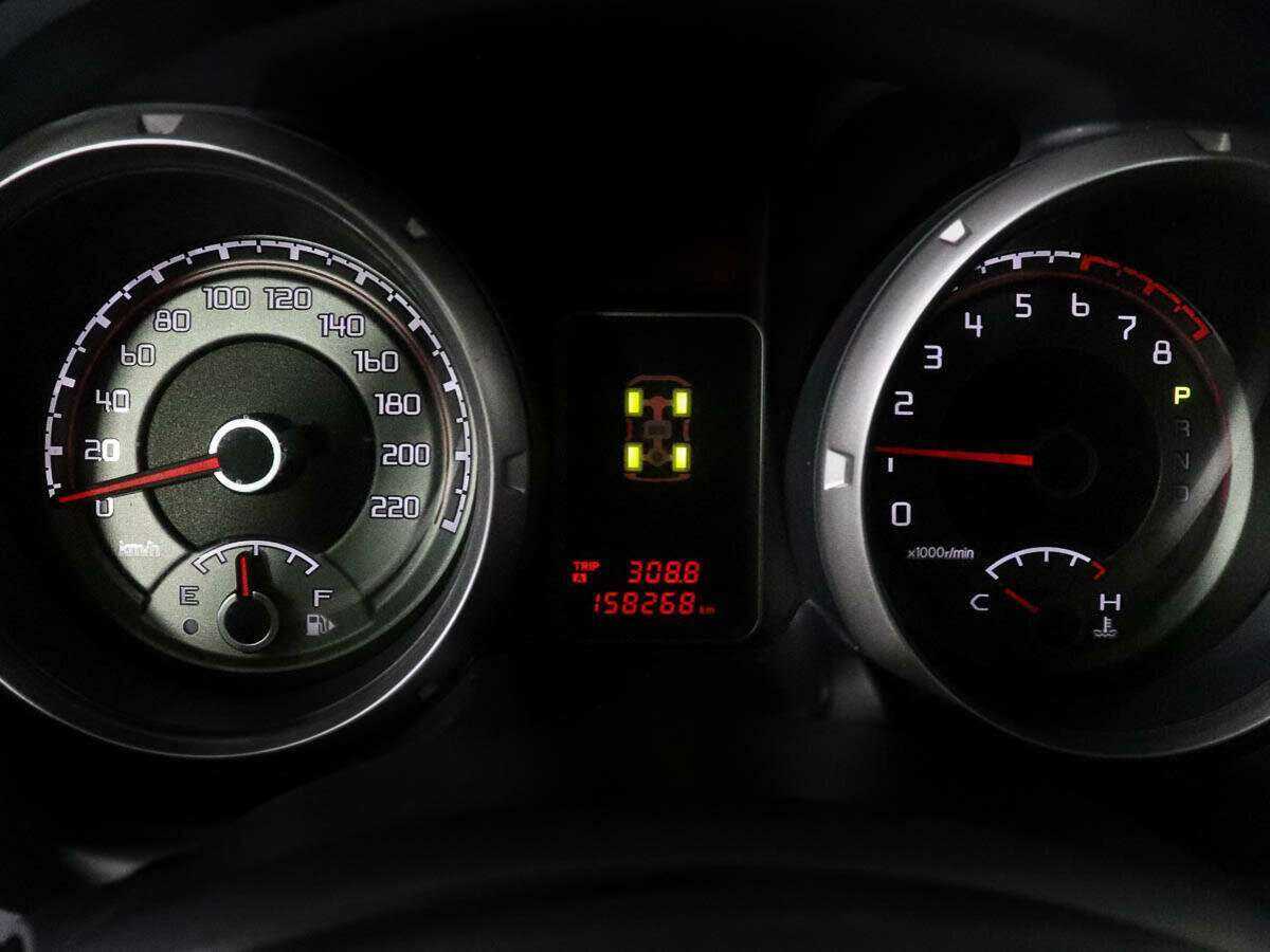 Митсубиши Паджеро б/у, 2014, Автоматическая. Фото: #8