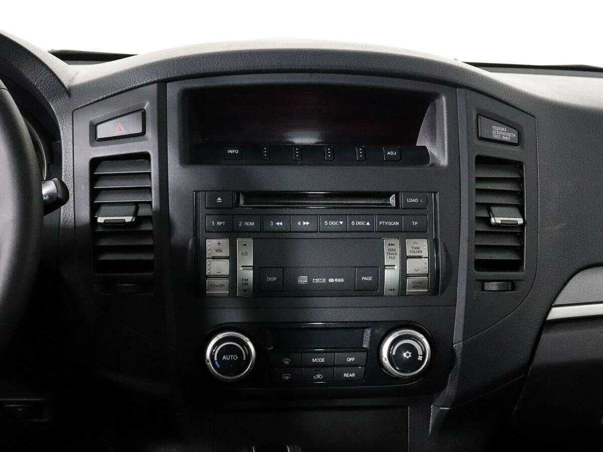 Митсубиши Паджеро б/у, 2014, Автоматическая. Фото: #10