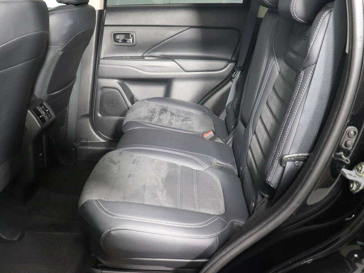 Митсубиши Оутлэндер б/у, 2022, Вариатор. Фото: #7