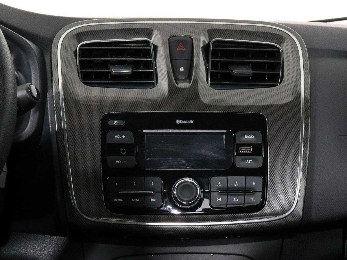 Рено Логан б/у, 2020, Вариатор. Фото: #9