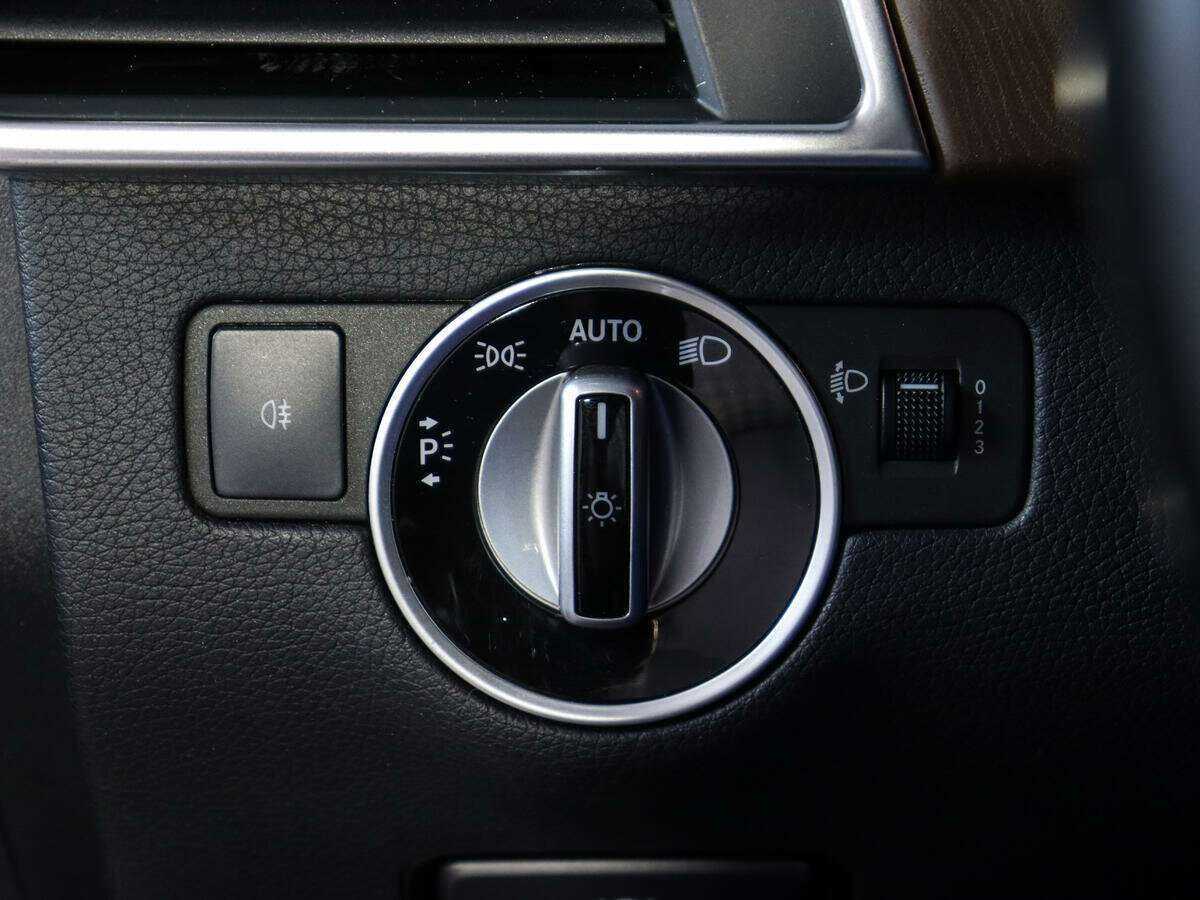 Mercedes-Benz M-Класс б/у, 2012, Автоматическая. Фото: #17