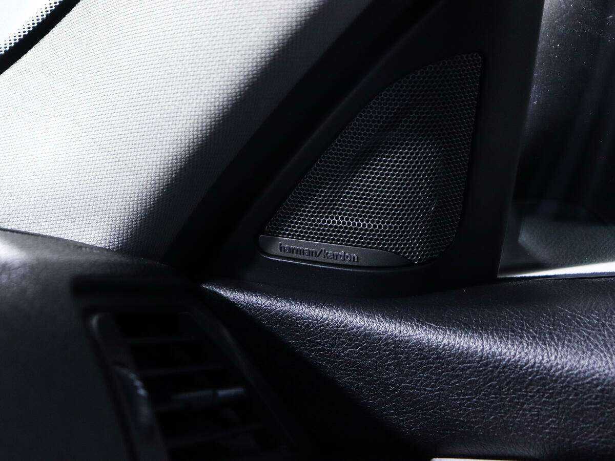 БМВ 3 серии б/у, 2013, Автоматическая. Фото: #12