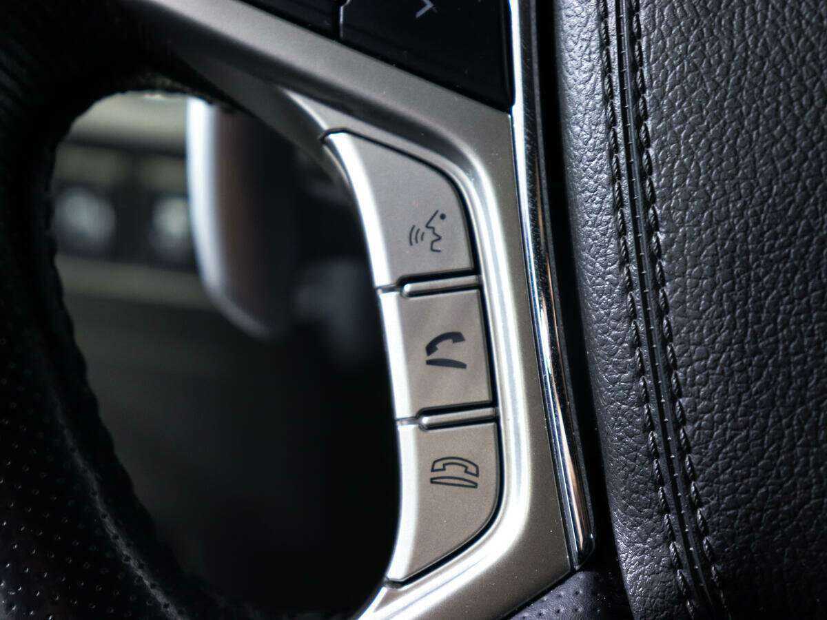 Митсубиши Паджеро Спорт б/у, 2018, Автоматическая. Фото: #22