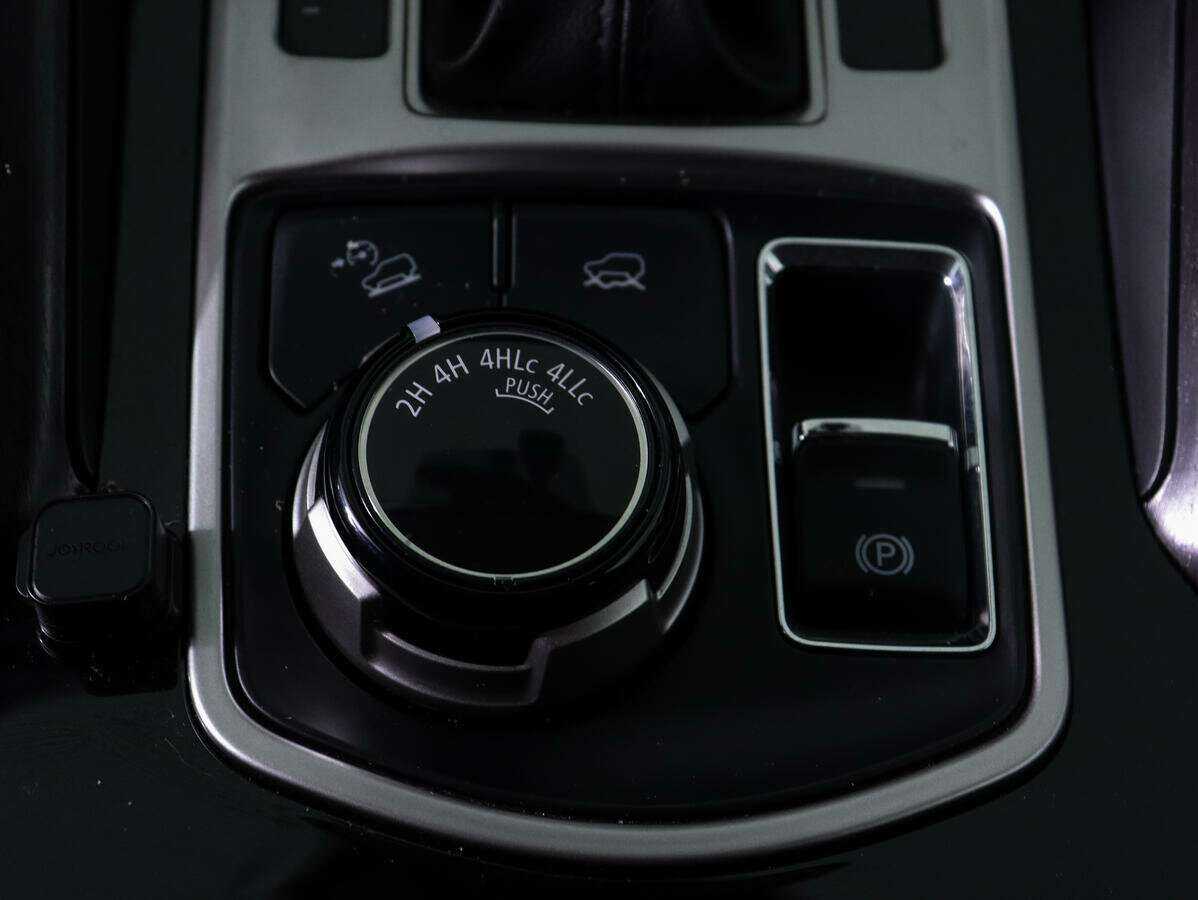 Митсубиши Паджеро Спорт б/у, 2018, Автоматическая. Фото: #25