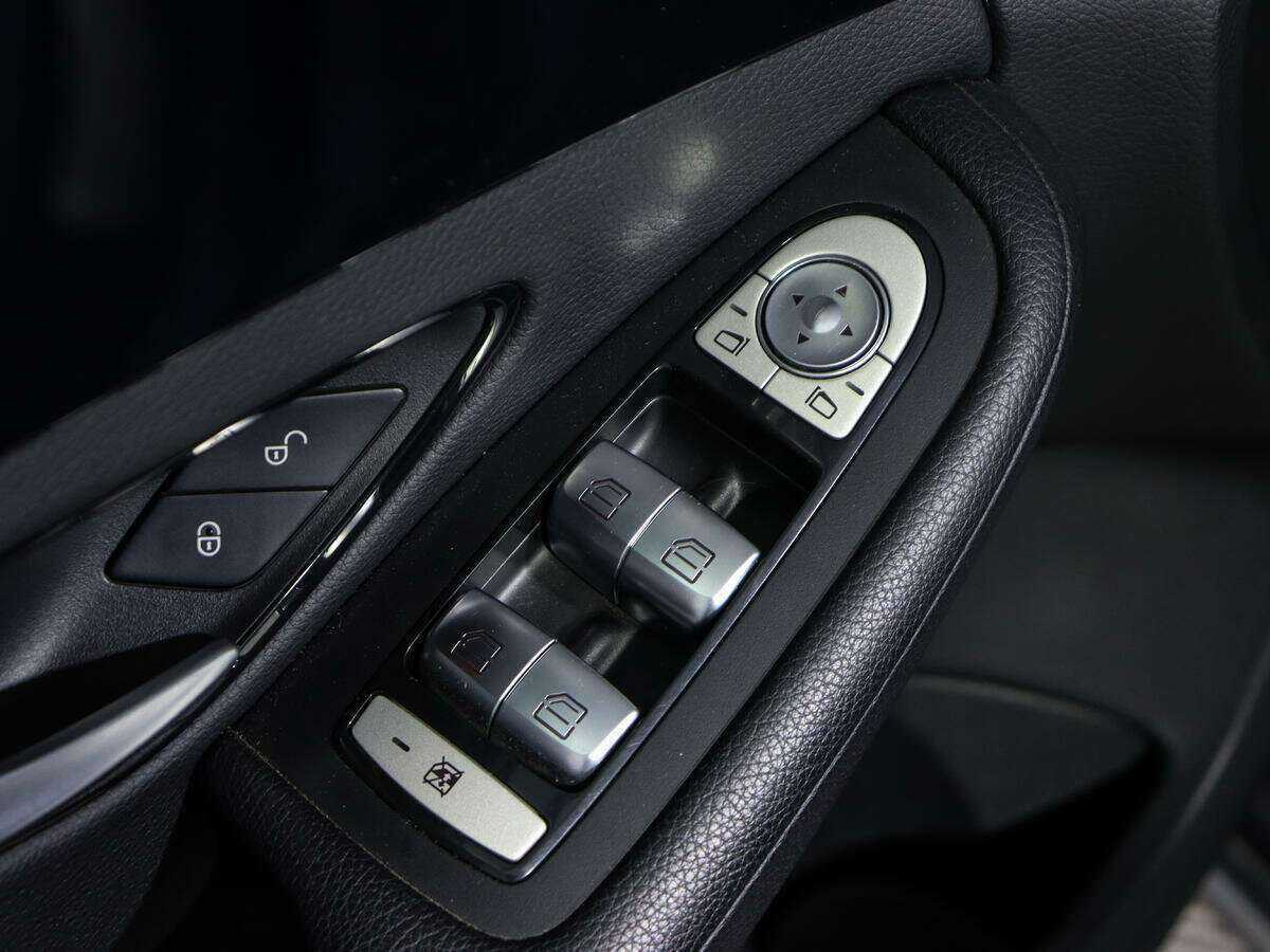 Мерседес-Бенц Ц-Класс б/у, 2014, Автоматическая. Фото: #12