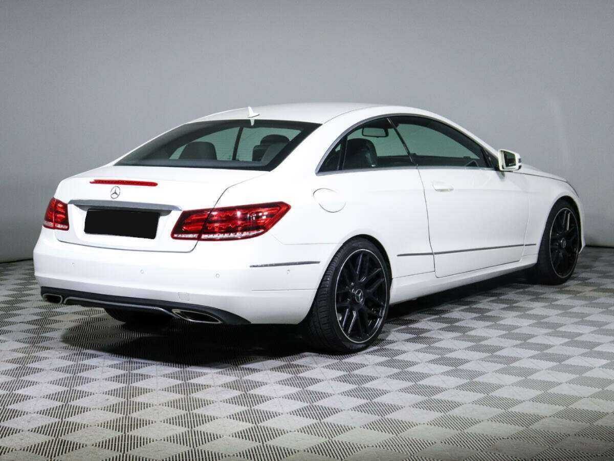 Мерседес-Бенц Е-Класс б/у, 2013, Автоматическая. Фото: #2