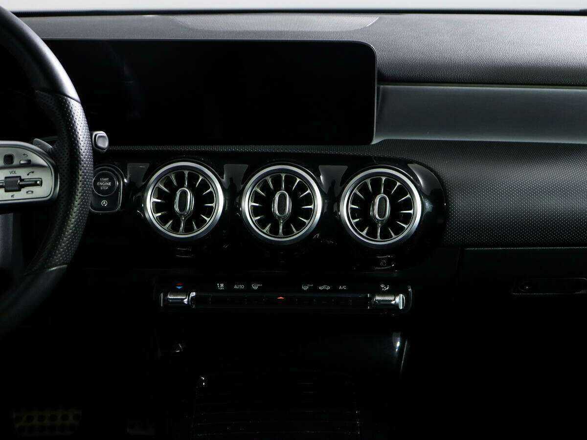 Mercedes-Benz A-Класс б/у, 2019, Роботизированная. Фото: #12