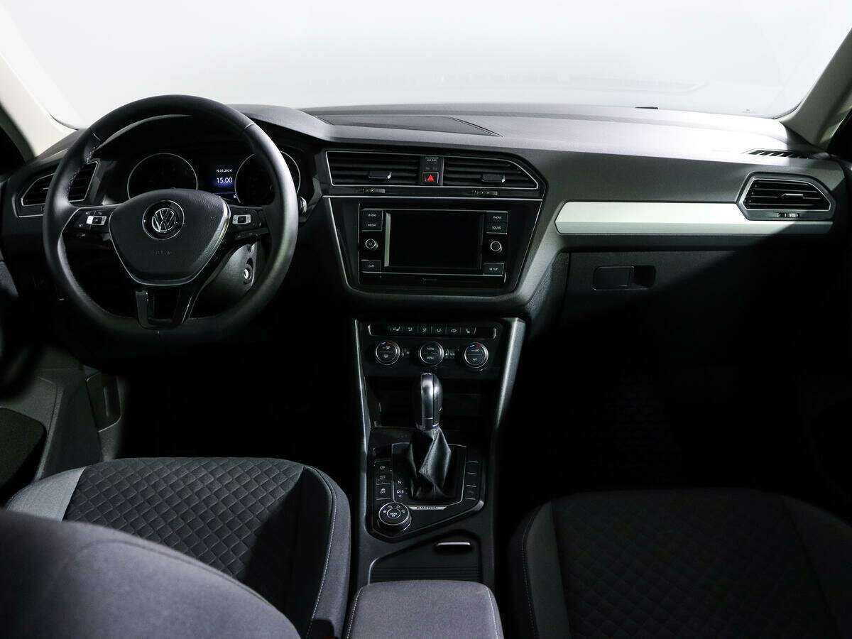 Volkswagen Tiguan б/у, 2017, Роботизированная. Фото: #9