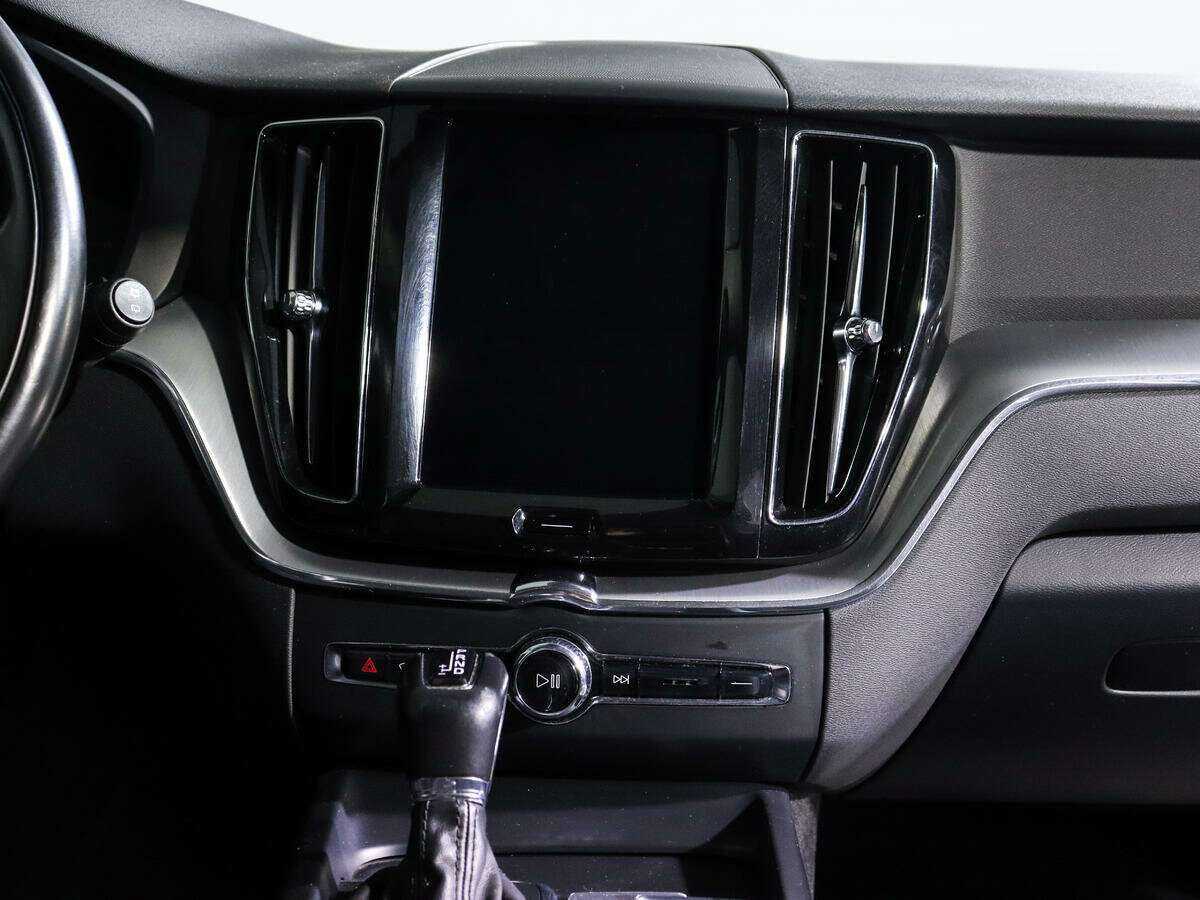 Volvo XC60 б/у, 2018, Автоматическая. Фото: #12