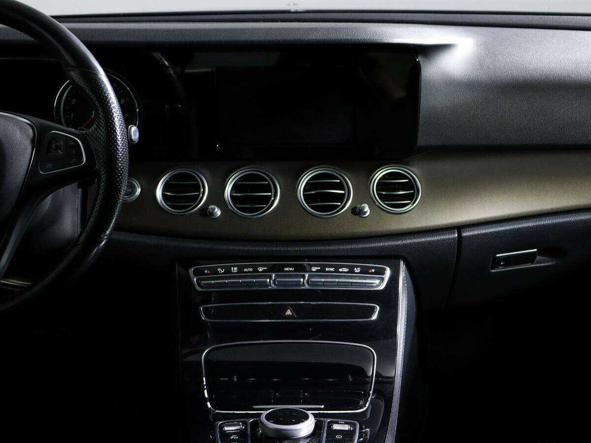 Мерседес-Бенц Е-Класс б/у, 2016, Автоматическая. Фото: #11