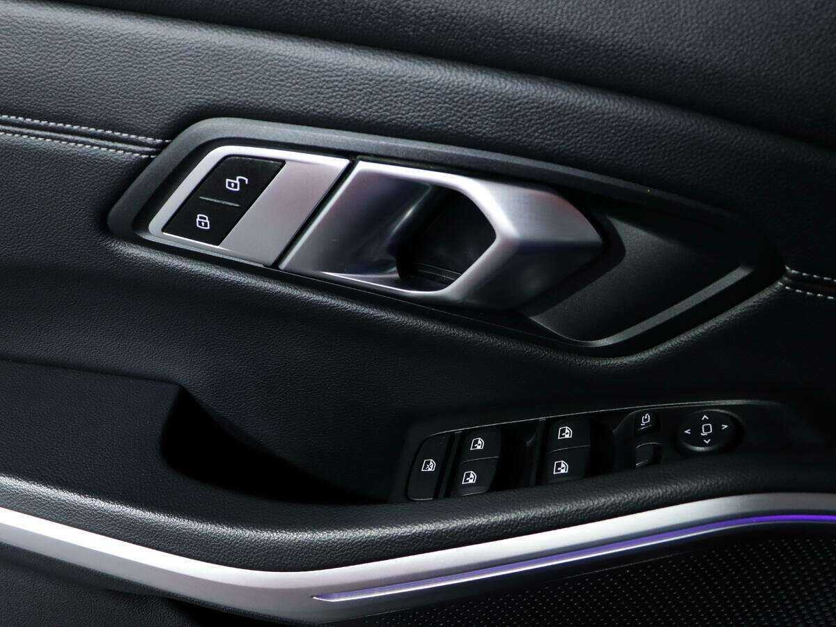 БМВ 3 серии б/у, 2019, Автоматическая. Фото: #16