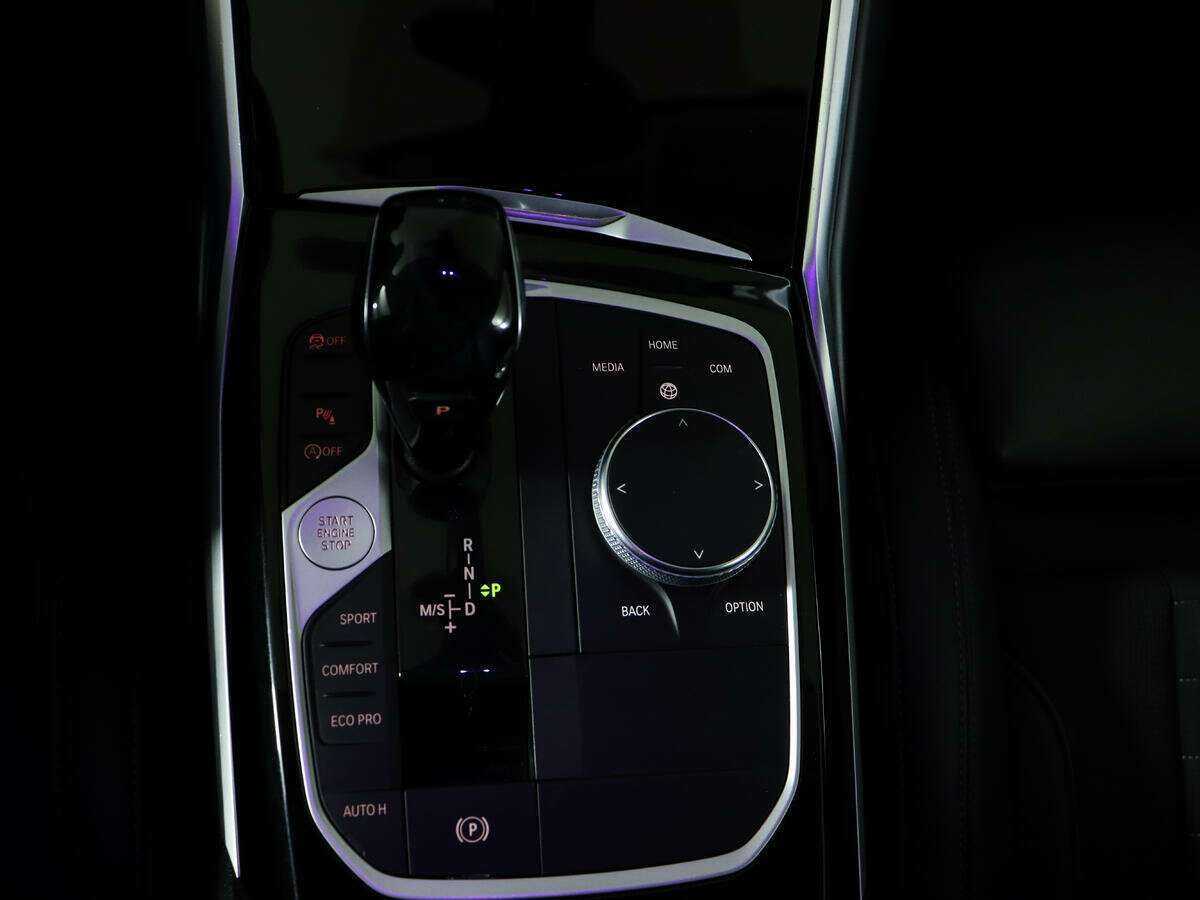 БМВ 3 серии б/у, 2019, Автоматическая. Фото: #23