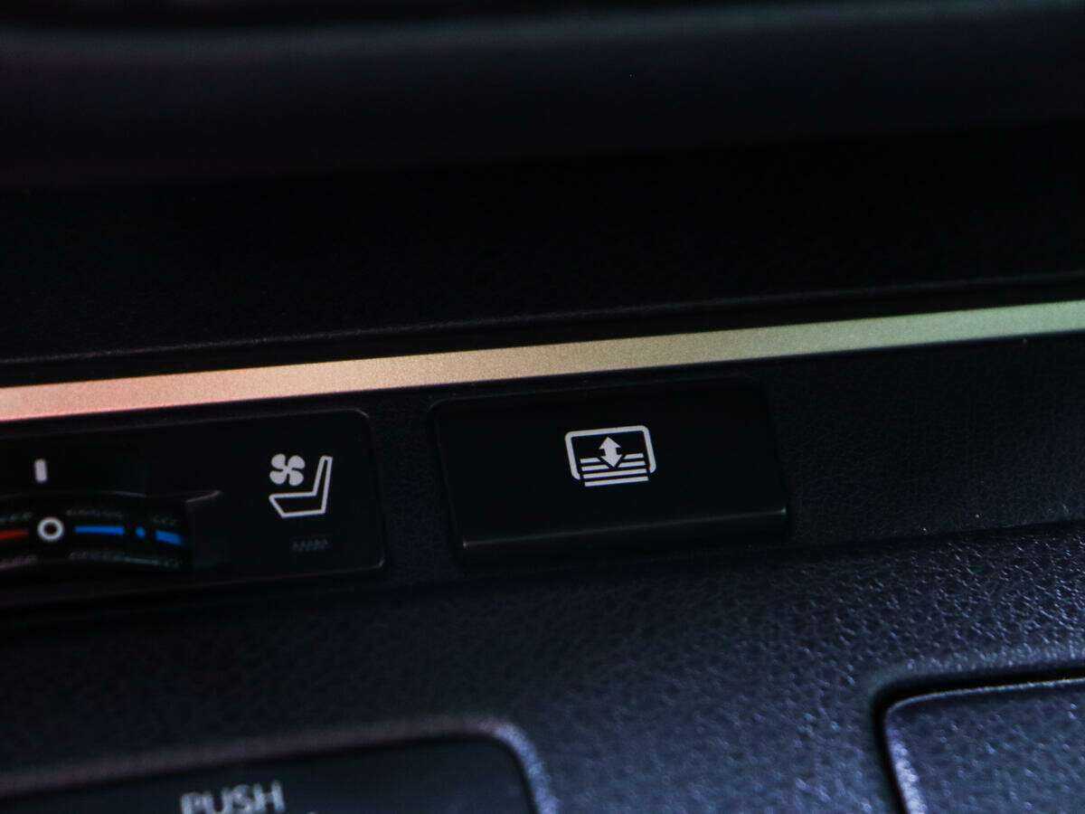 Лексус ЕС б/у, 2016, Автоматическая. Фото: #16