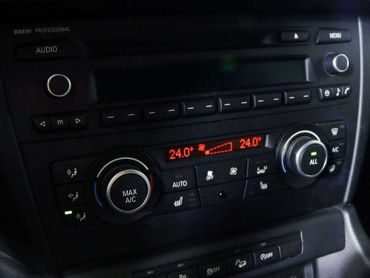 БМВ Икс1 б/у, 2012, Автоматическая. Фото: #15