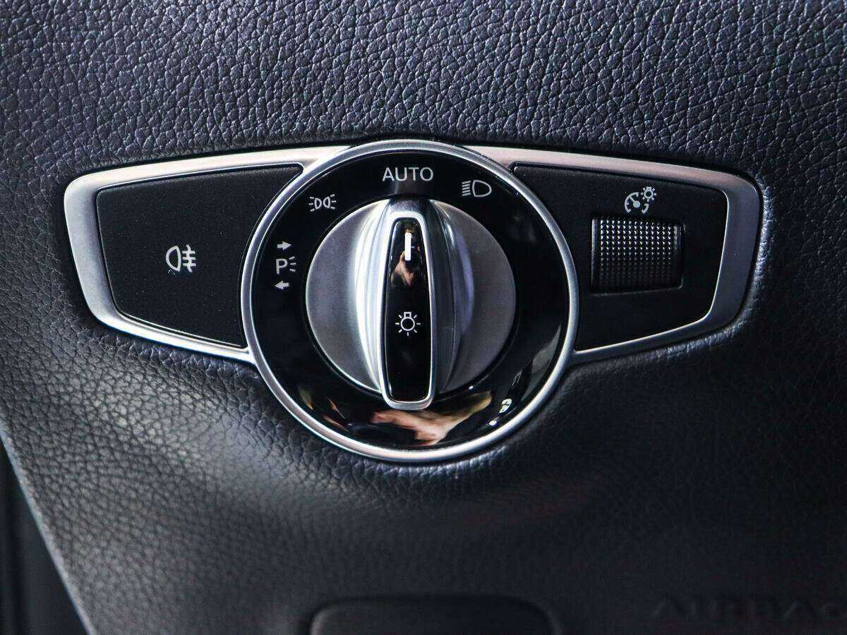 Мерседес-Бенц Е-Класс б/у, 2016, Автоматическая. Фото: #19