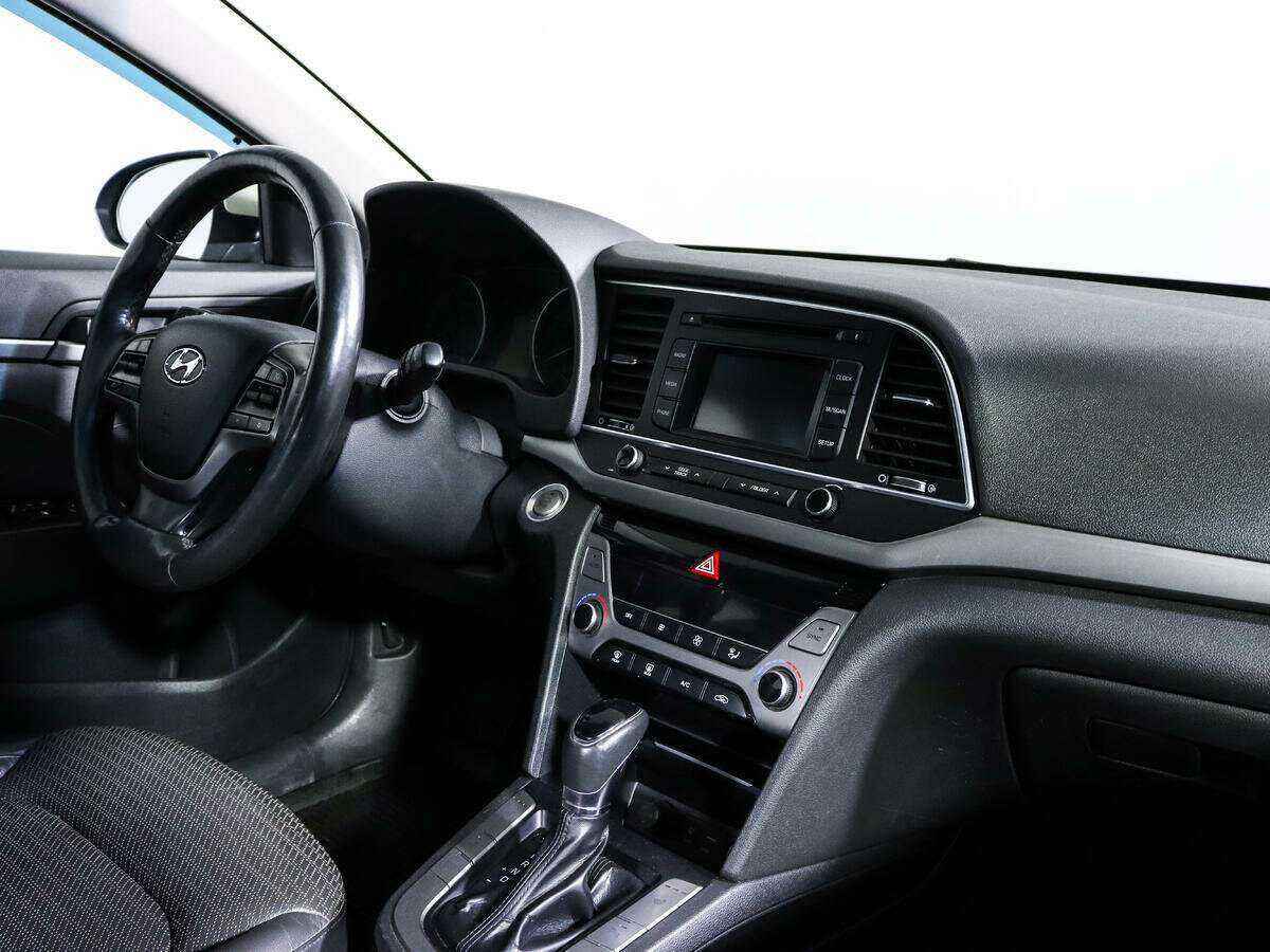 Hyundai Elantra б/у, 2018, Автоматическая. Фото: #8