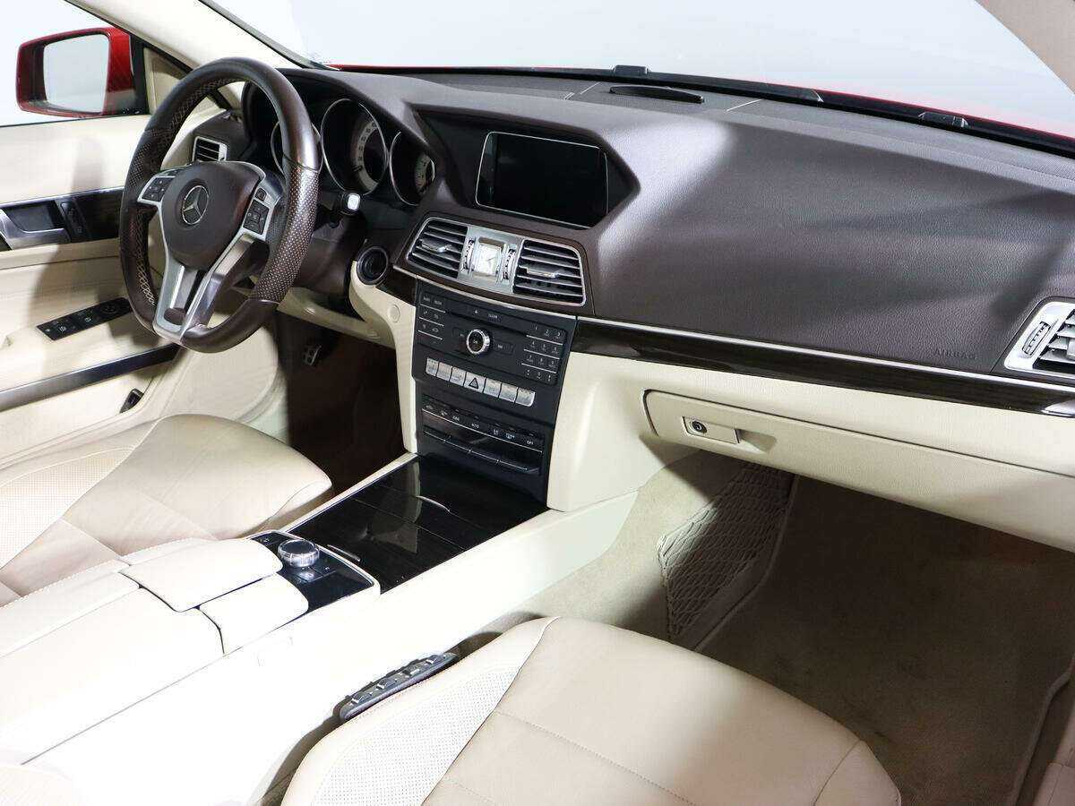 Мерседес-Бенц Е-Класс б/у, 2016, Автоматическая. Фото: #8