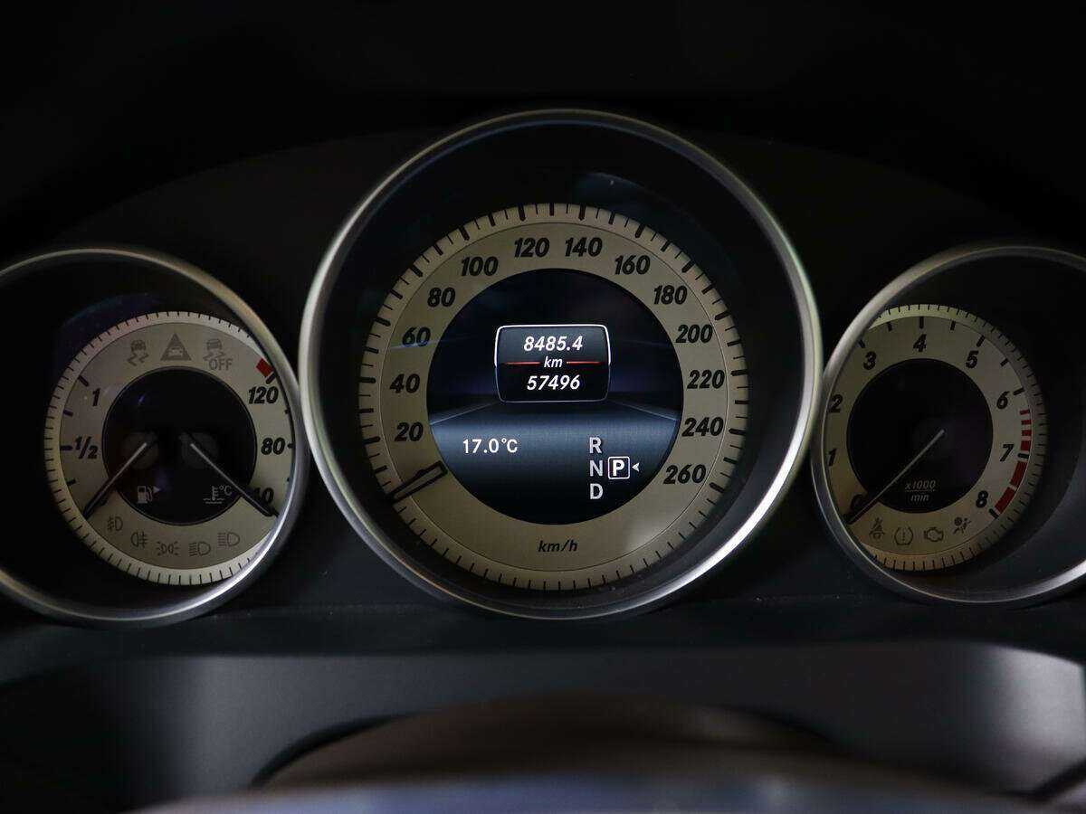 Мерседес-Бенц Е-Класс б/у, 2016, Автоматическая. Фото: #10