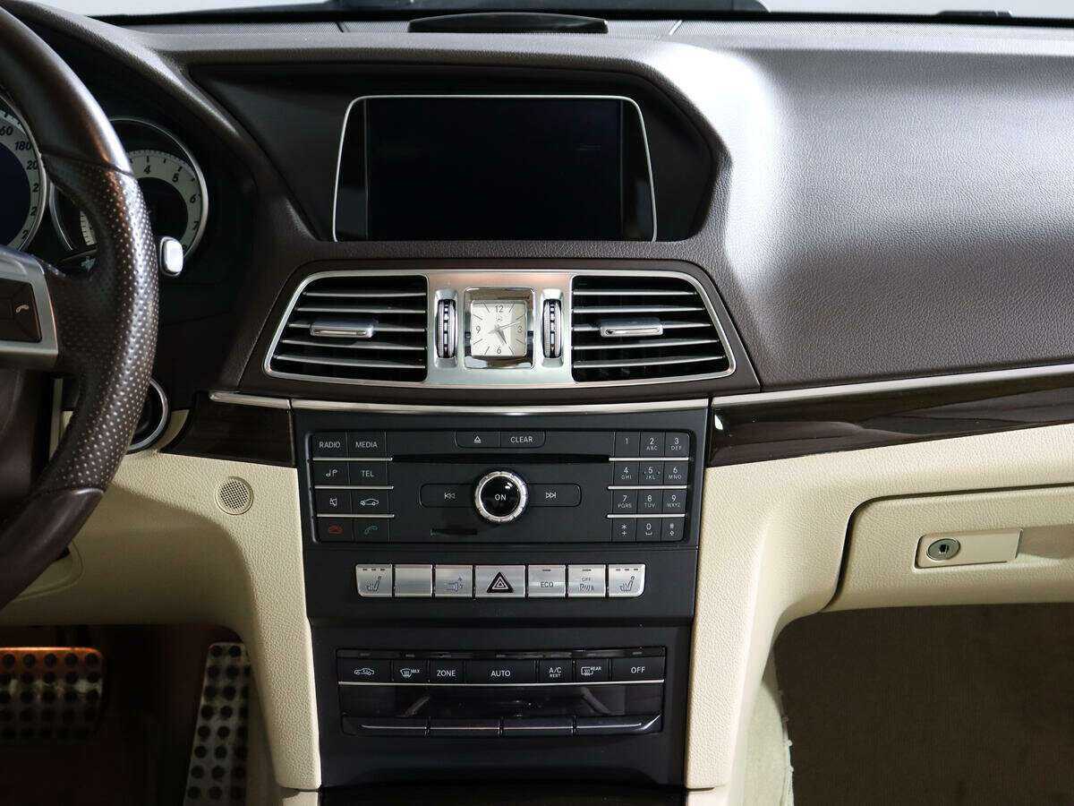 Мерседес-Бенц Е-Класс б/у, 2016, Автоматическая. Фото: #12