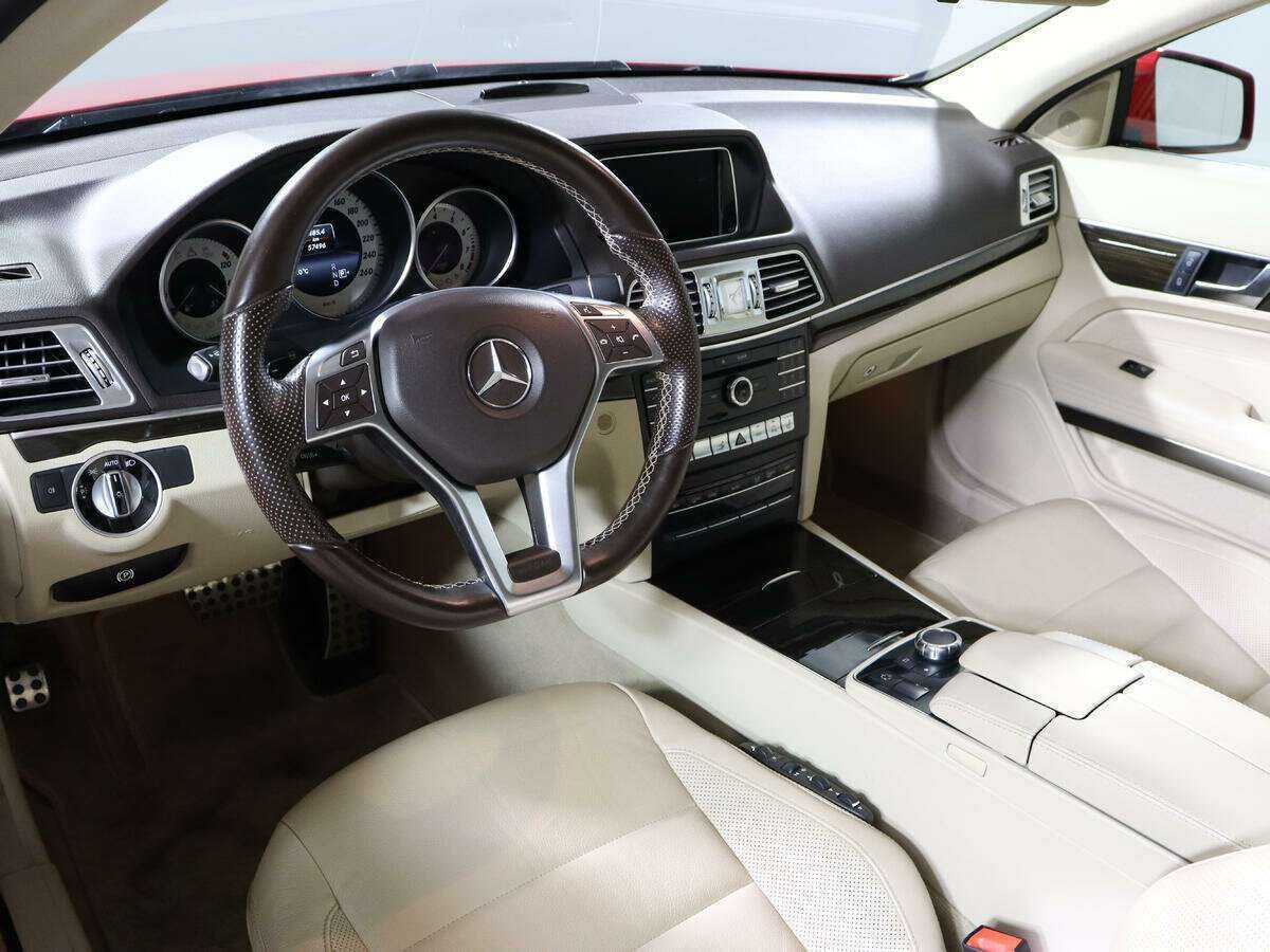 Мерседес-Бенц Е-Класс б/у, 2016, Автоматическая. Фото: #13