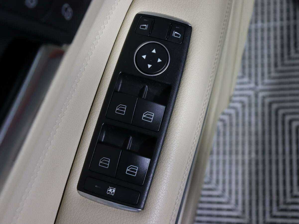 Мерседес-Бенц Е-Класс б/у, 2016, Автоматическая. Фото: #16