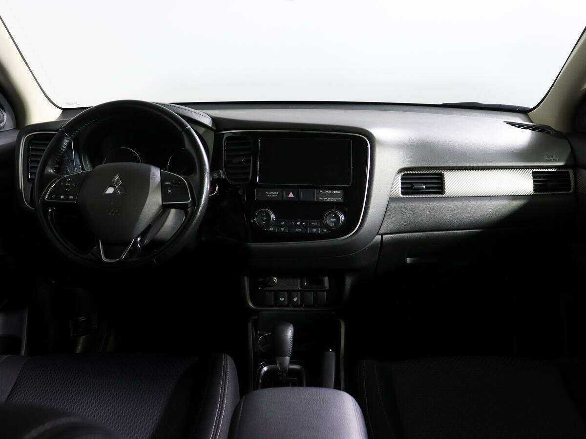 Митсубиши Оутлэндер б/у, 2018, Вариатор. Фото: #9