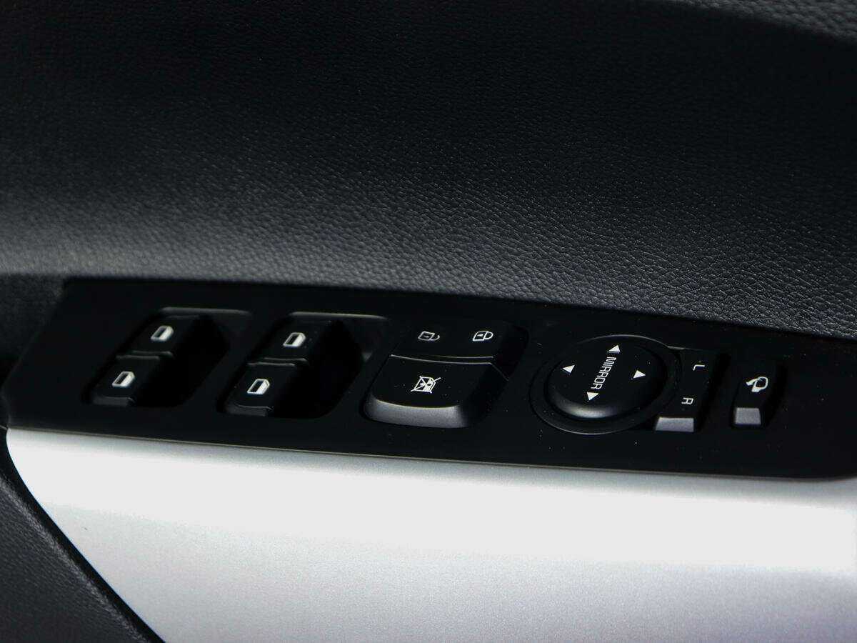 Kia Picanto б/у, 2023, Роботизированная. Фото: #15