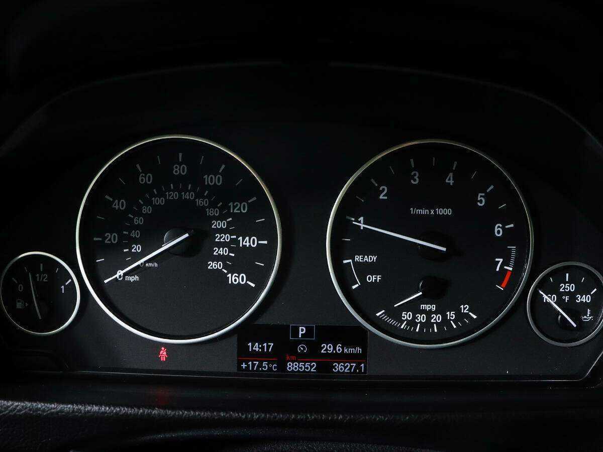 БМВ 3 серии б/у, 2016, Автоматическая. Фото: #7