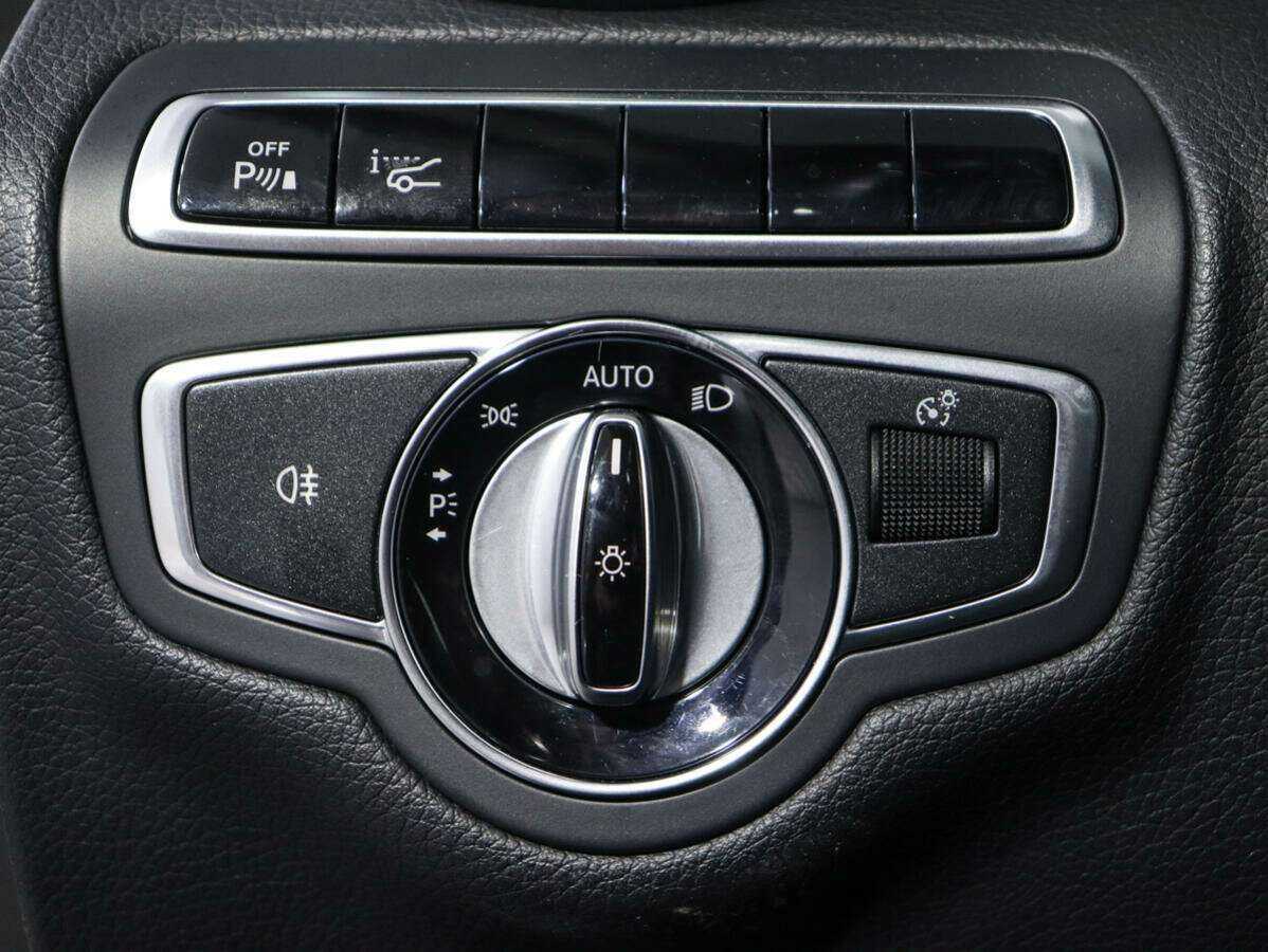 Мерседес-Бенц Ц-Класс б/у, 2015, Автоматическая. Фото: #17