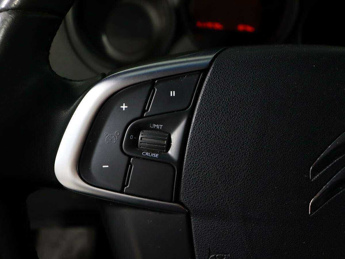 Ситроен Ц4 б/у, 2013, Автоматическая. Фото: #17