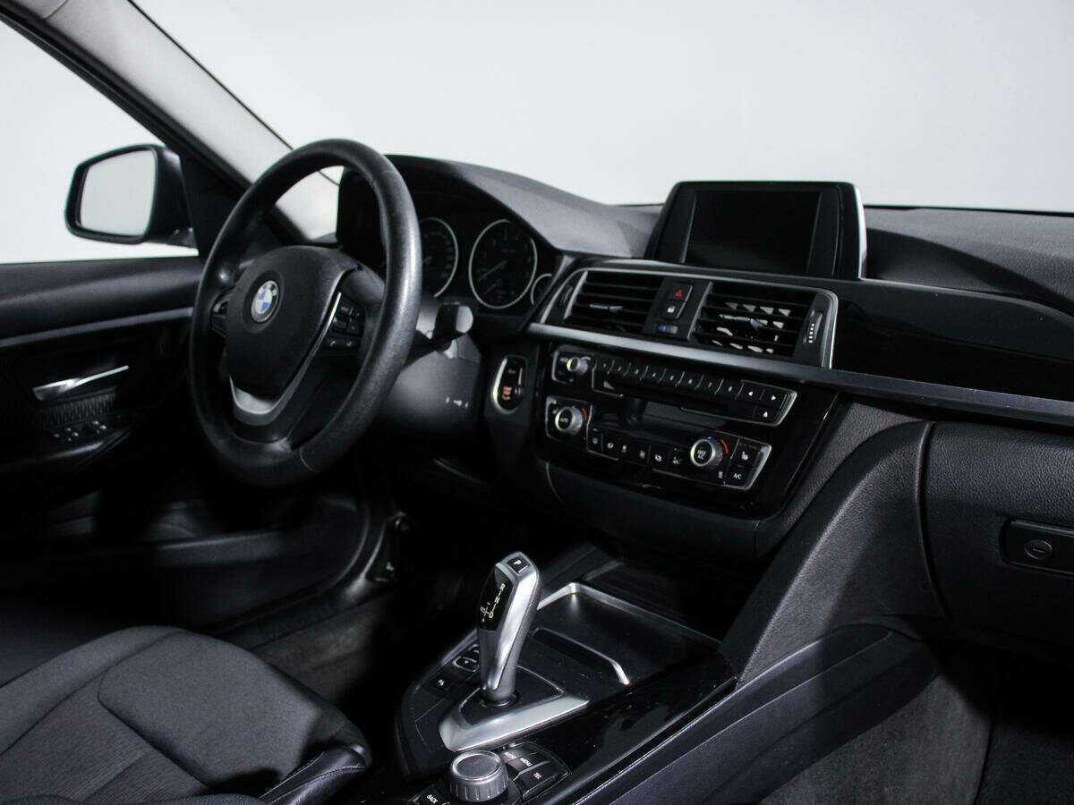 БМВ 3 серии б/у, 2017, Автоматическая. Фото: #7