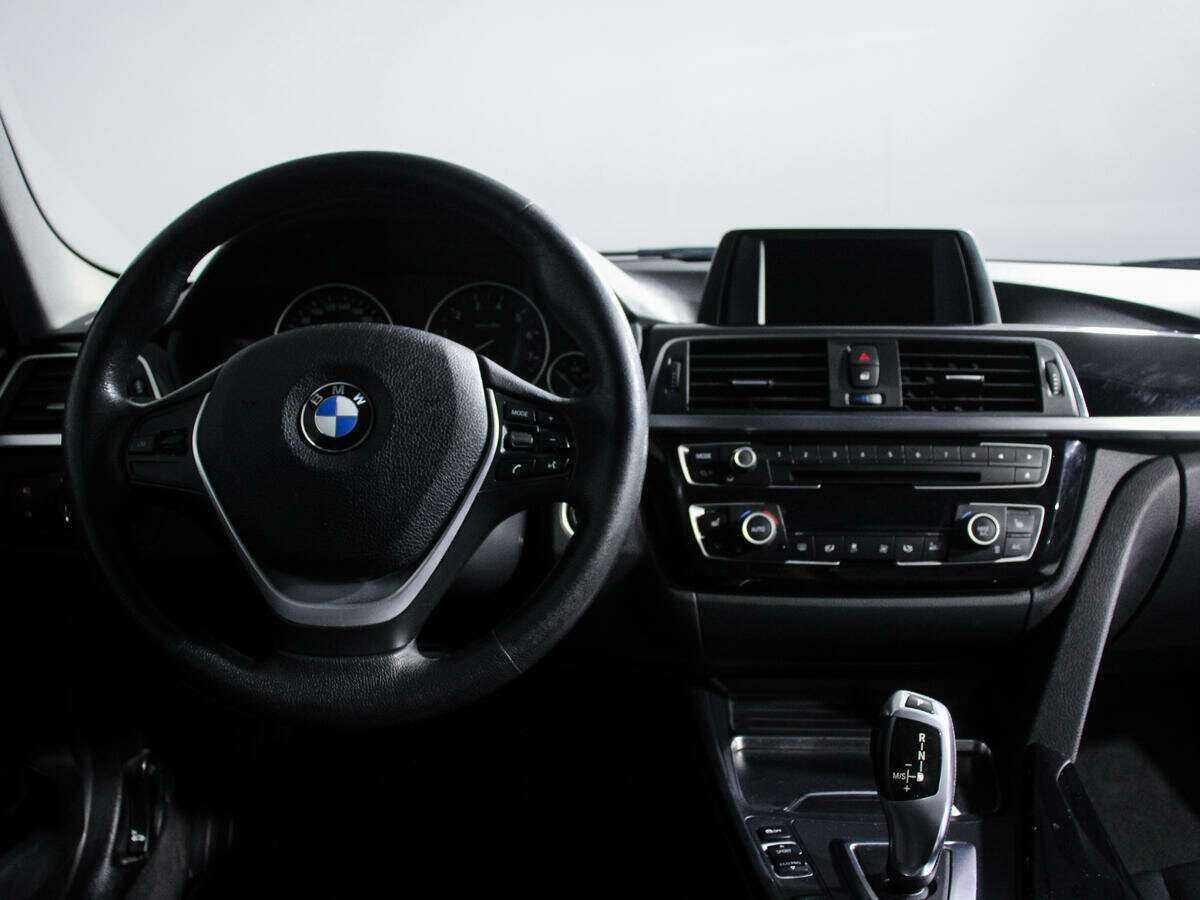 БМВ 3 серии б/у, 2017, Автоматическая. Фото: #10